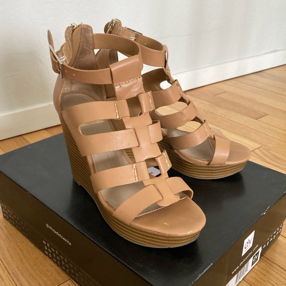 DV by Dolce Vita Macksie Wedge Gladiator Sandals - Size 6 - Honey Stella